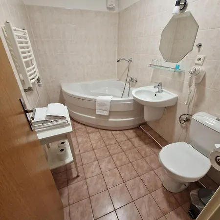 U Labute Otel
