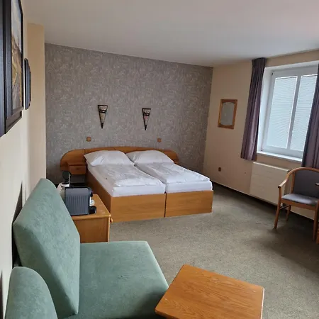 U Labute Otel