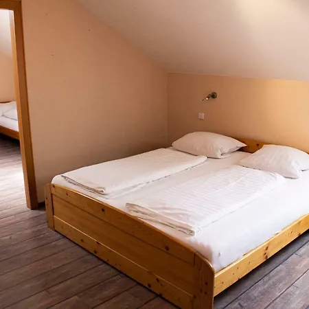 Otel U Labute 3*